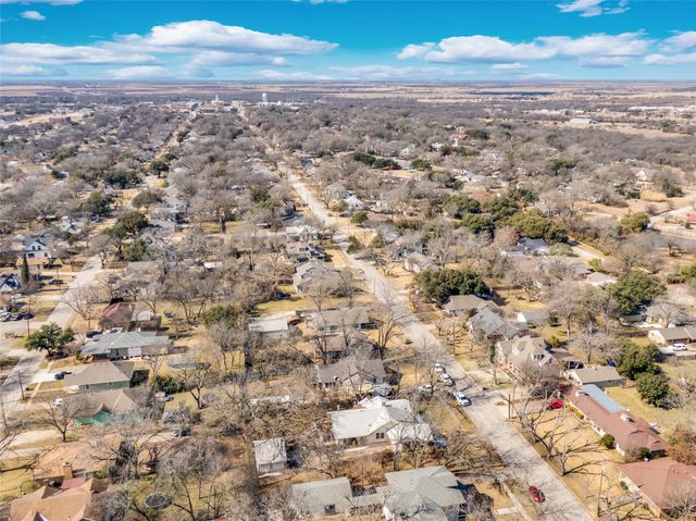 920 E Franklin Street, Hillsboro, TX 76645