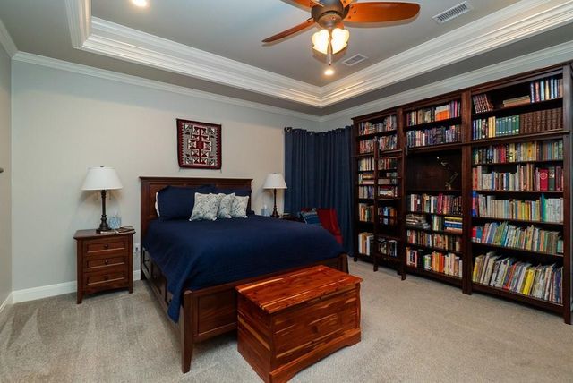 5800 Frio Dr, Midland, TX 79707