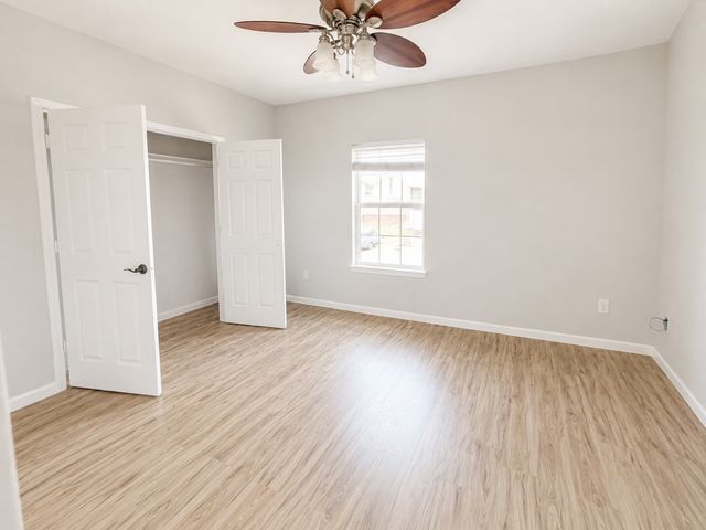 127 Castleridge Drive B, Little Elm, TX 75068