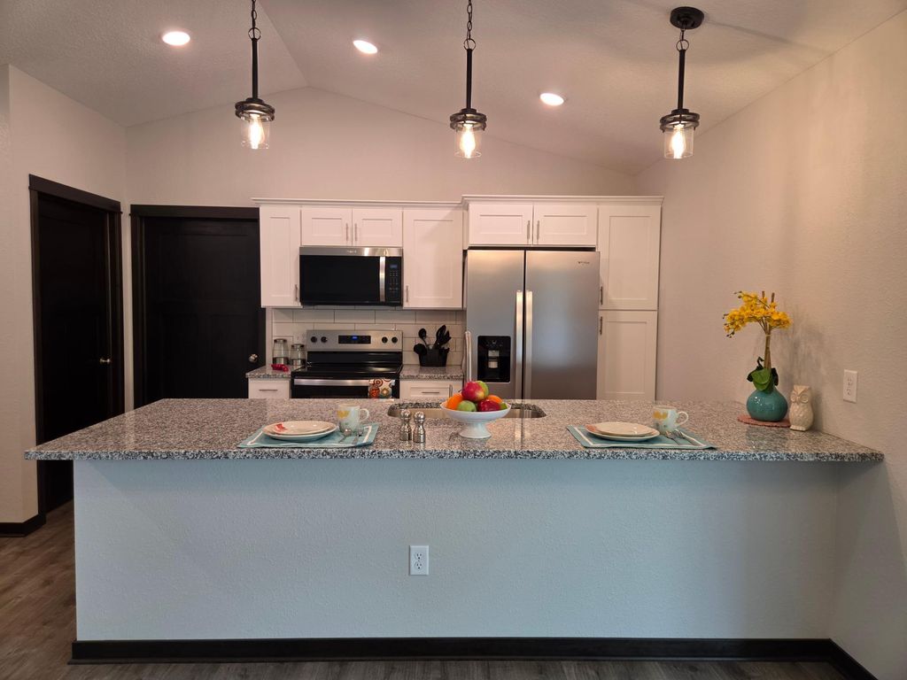 218 Fischer Court NW, Montgomery, MN 56069 — photo 4