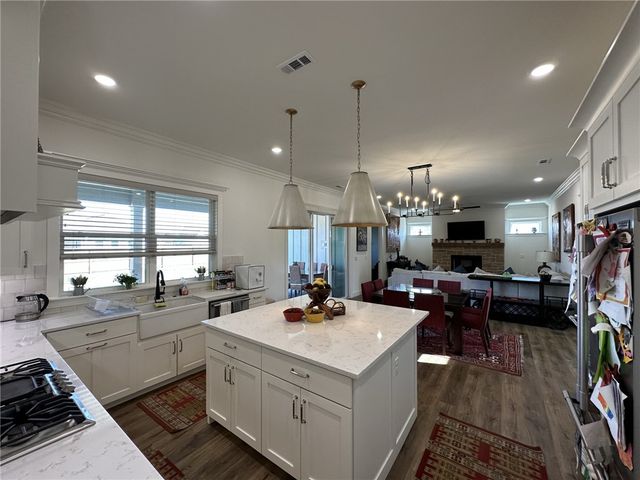 2705 S 20th Place, Rogers, AR 72758