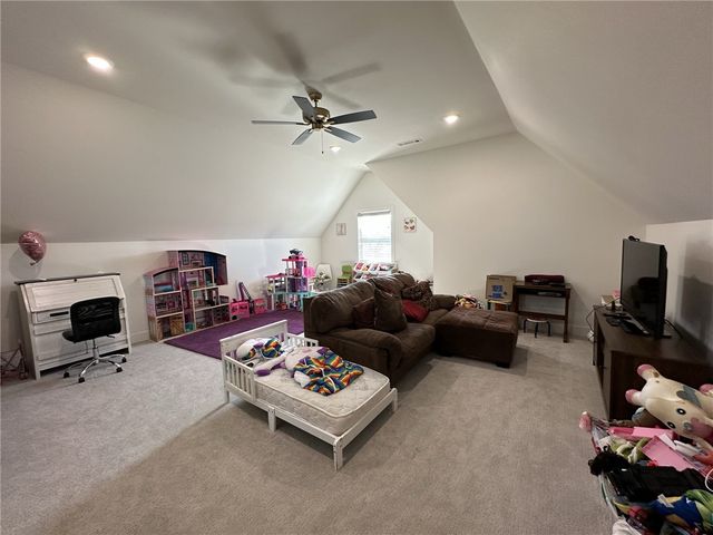 2705 S 20th Place, Rogers, AR 72758