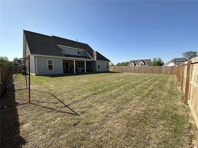 2705 S 20th Place, Rogers, AR 72758