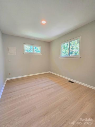 1222 Norris Avenue, Charlotte, NC 28206