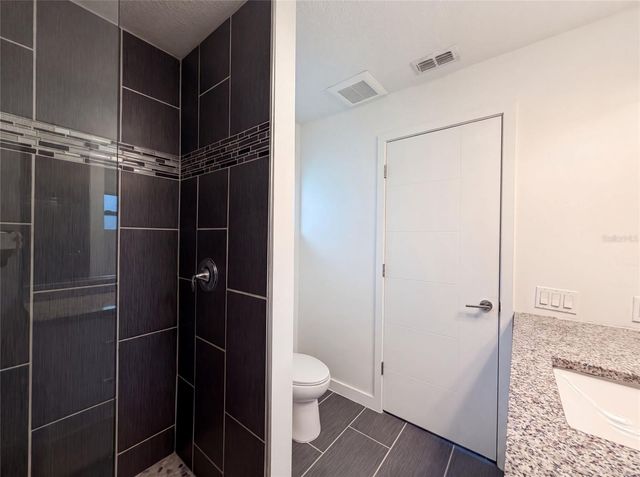 2840 S SHADE AVENUE, Sarasota, FL 34239