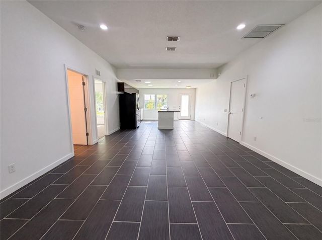 2840 S SHADE AVENUE, Sarasota, FL 34239