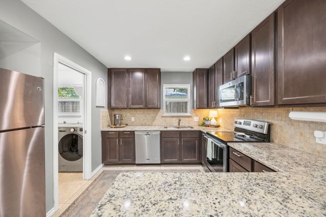 323 Northwood Drive, Mckinney, TX 75071
