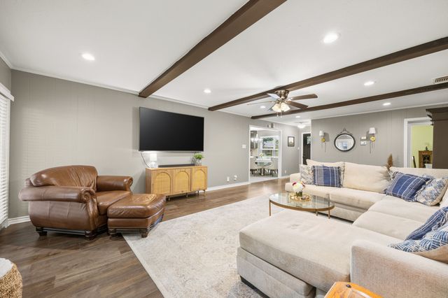 323 Northwood Drive, Mckinney, TX 75071