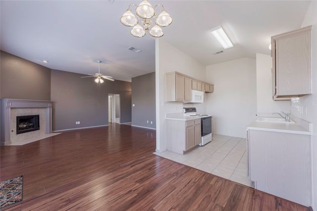 7506 Normandy Road, Rowlett, TX 75089