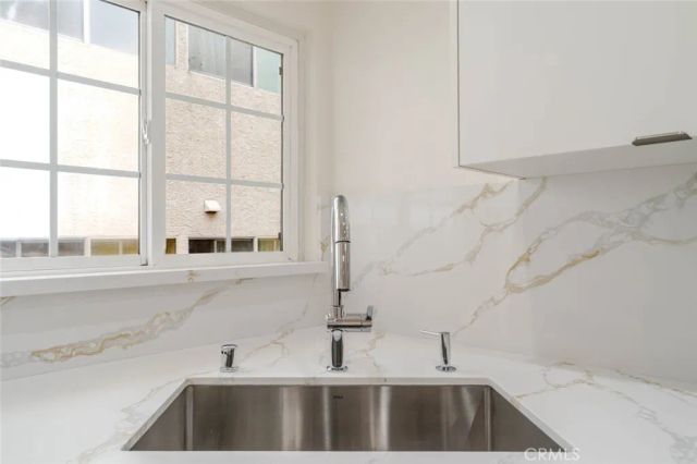 323 N Louise Street F, Glendale, CA 91206