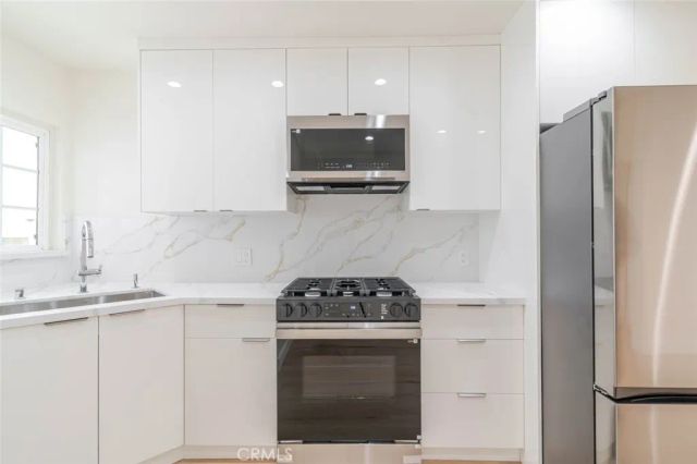 323 N Louise Street F, Glendale, CA 91206