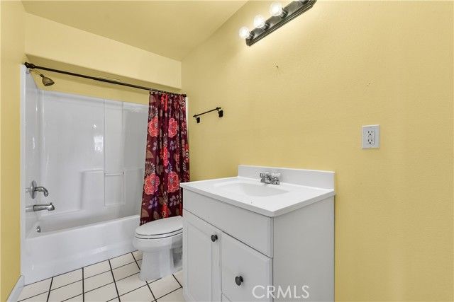 30407 106th, Juniper, CA 93543