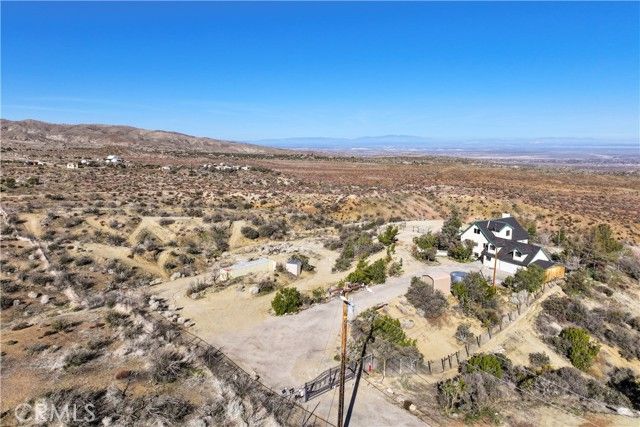 30407 106th, Juniper, CA 93543