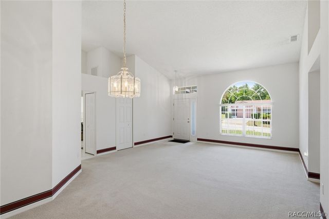 5202 W Boatwright Court, Lecanto, FL 34461
