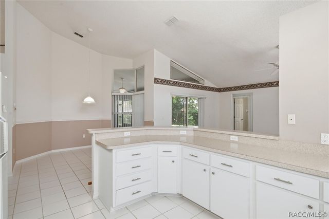 5202 W Boatwright Court, Lecanto, FL 34461
