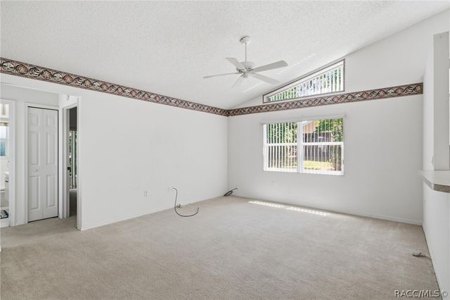 5202 W Boatwright Court, Lecanto, FL 34461
