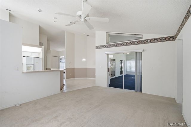 5202 W Boatwright Court, Lecanto, FL 34461