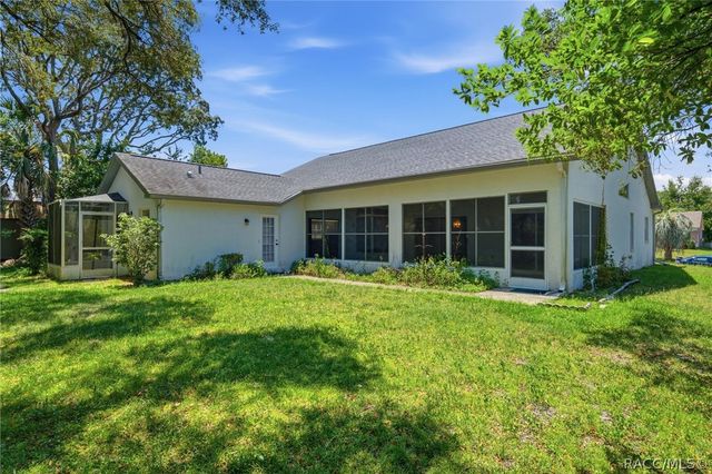 5202 W Boatwright Court, Lecanto, FL 34461