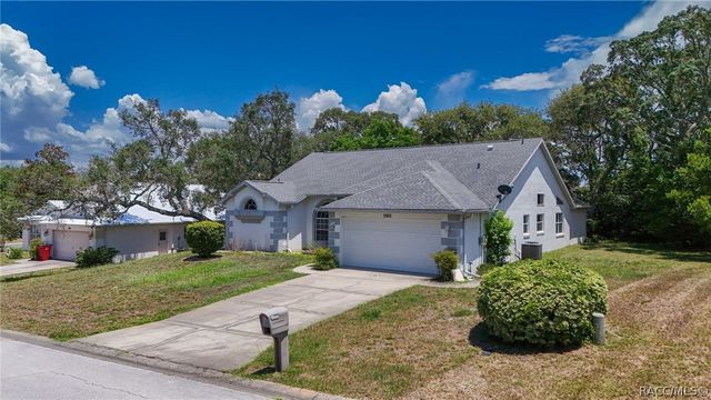 5202 W Boatwright Court, Lecanto, FL 34461