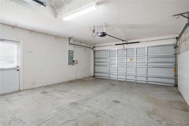5202 W Boatwright Court, Lecanto, FL 34461