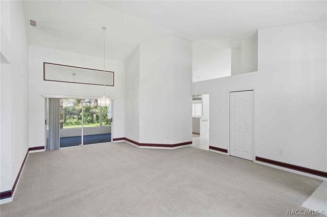 5202 W Boatwright Court, Lecanto, FL 34461
