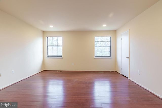 12 CASEY CT, Baltimore, MD 21228