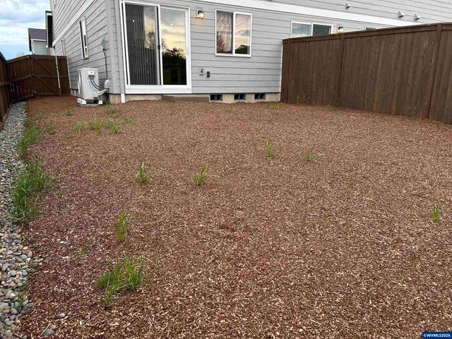 1466 NW Laura Vista Dr, Albany, OR 97321