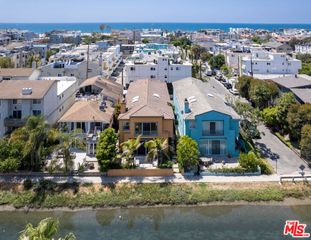 3705 Esplanade, Marina Del Rey, CA 90292