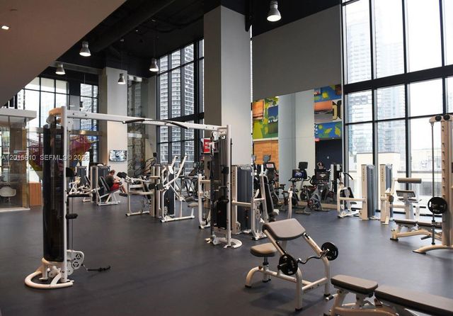 1010 Brickell Ave 2810, Miami, FL 33131