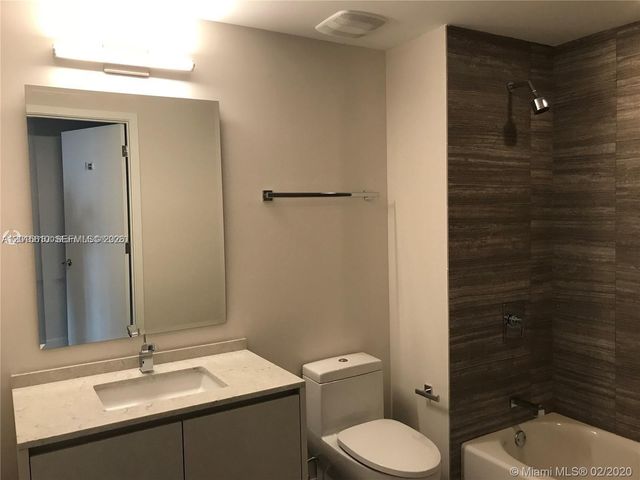 1010 Brickell Ave 2810, Miami, FL 33131