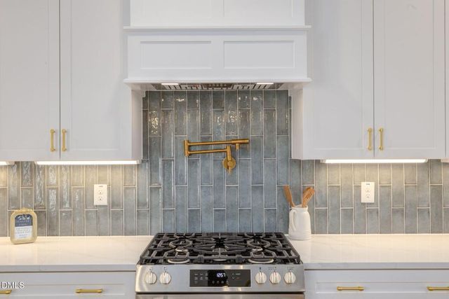 3180 Oakridge River Road, Fuquay Varina, NC 27526