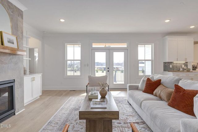 3180 Oakridge River Road, Fuquay Varina, NC 27526