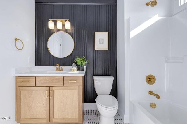 3180 Oakridge River Road, Fuquay Varina, NC 27526