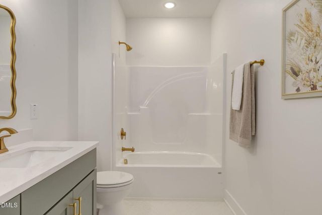 3180 Oakridge River Road, Fuquay Varina, NC 27526