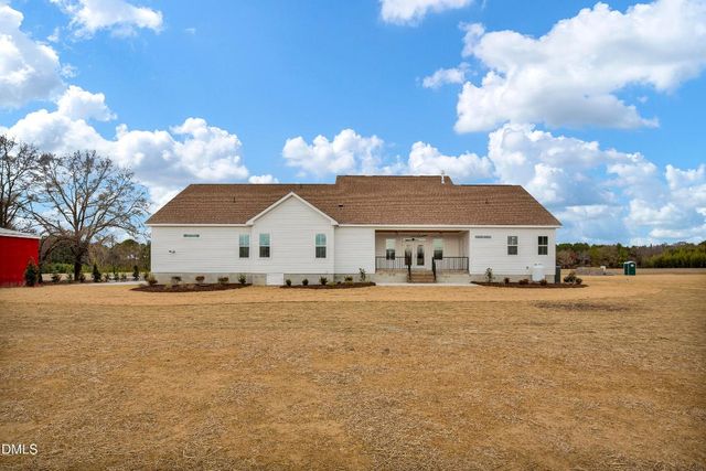 3180 Oakridge River Road, Fuquay Varina, NC 27526