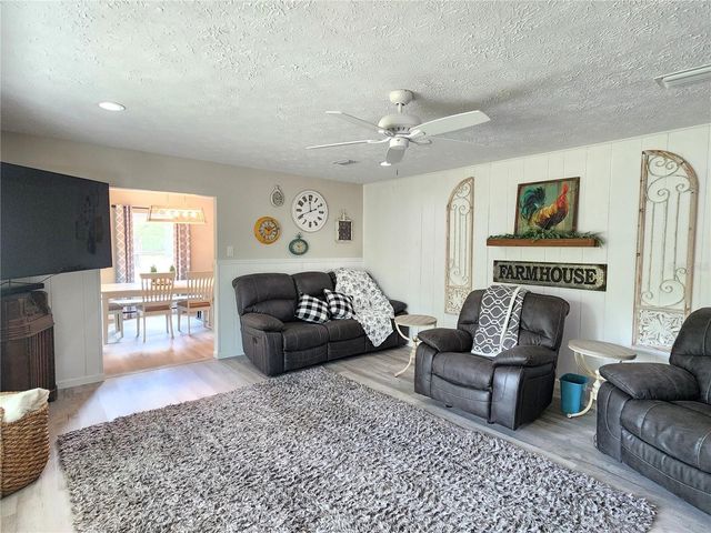 24595 NE HIGHWAY 315, Fort Mc Coy, FL 32134