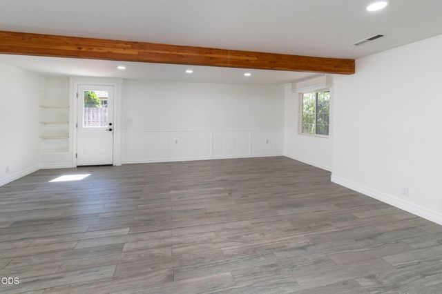 2069 NE Hollow Tree Lane, Bend, OR 97701