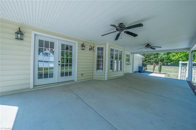 1004 Benton Court, Reidsville, NC 27320