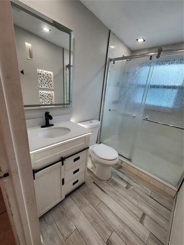 2120 BAYSHORE GARDENS PARKWAY, Bradenton, FL 34207