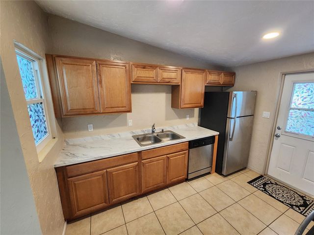 2120 BAYSHORE GARDENS PARKWAY, Bradenton, FL 34207