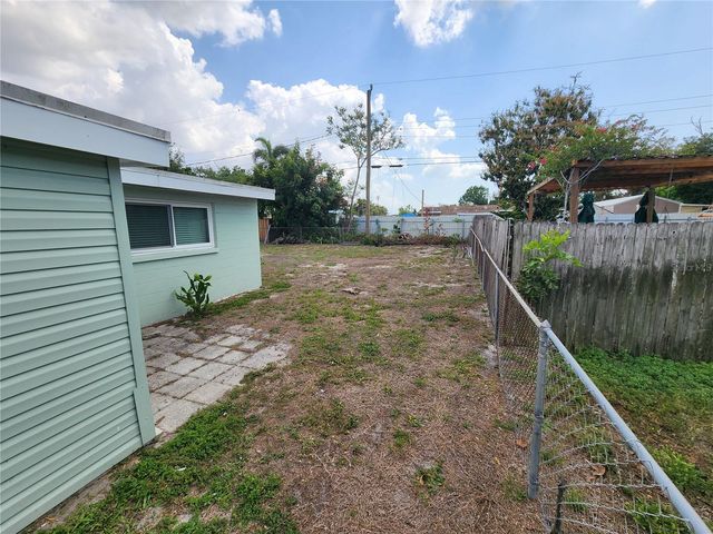 2120 BAYSHORE GARDENS PARKWAY, Bradenton, FL 34207