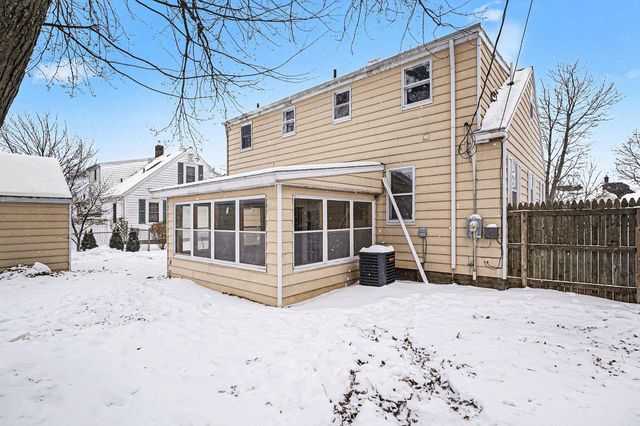 705 S Hampton Street, Bay City, MI 48708