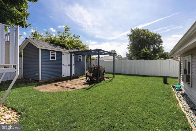 7 ROSE AVE, Maple Shade, NJ 08052