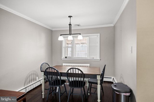 7 ROSE AVE, Maple Shade, NJ 08052