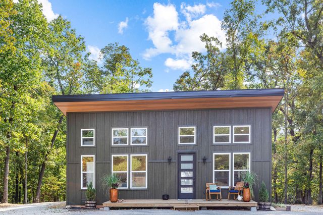 282 Clay Street, Branson, MO 65616