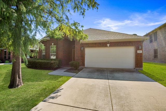 2828 Cameron Bay Drive, Lewisville, TX 75056