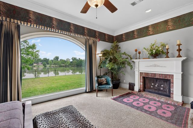 5517 Lake Side Drive, Bossier City, LA 71111