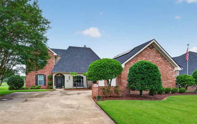 5517 Lake Side Drive, Bossier City, LA 71111