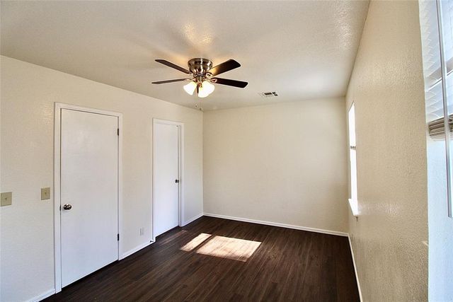 2336 Heatherfield Lane, Norman, OK 73071