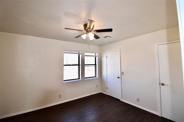 2336 Heatherfield Lane, Norman, OK 73071